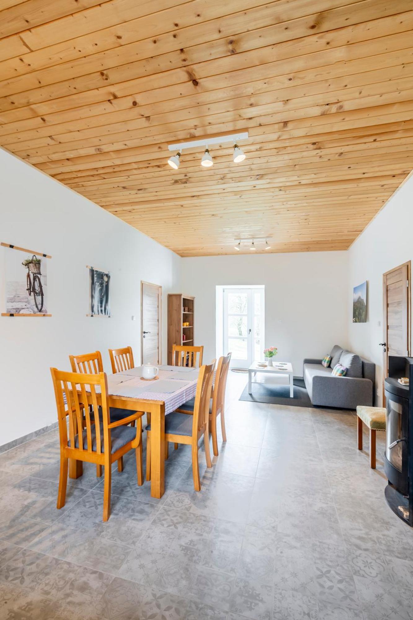 Appartement Dvur Dolenec à Rohoznice  Extérieur photo